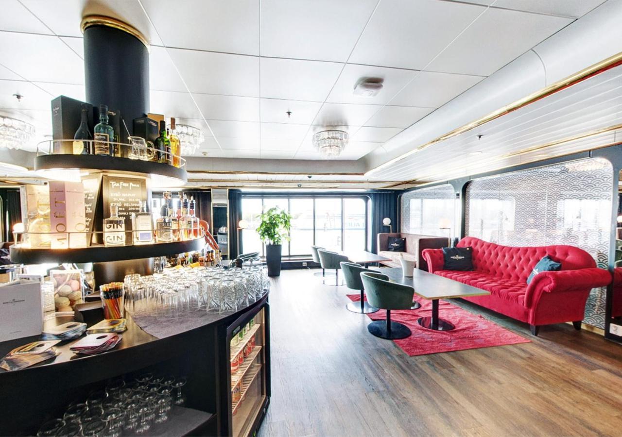 Viking Line Ferry Gabriella - 2-Night Cruise Stockholm-Helsinki-Stockholm 호텔 외부 사진