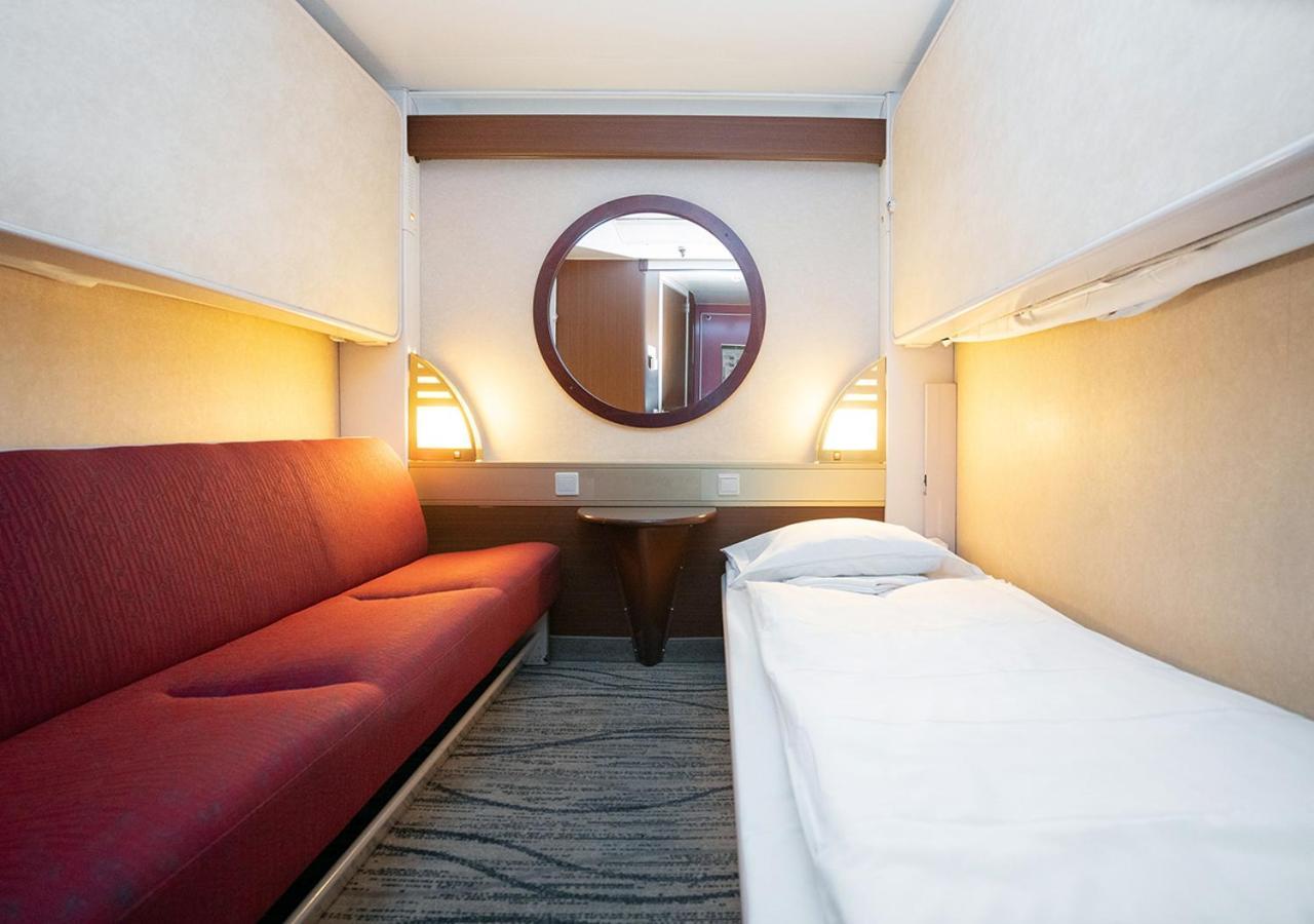 Viking Line Ferry Gabriella - 2-Night Cruise Stockholm-Helsinki-Stockholm 호텔 객실 사진